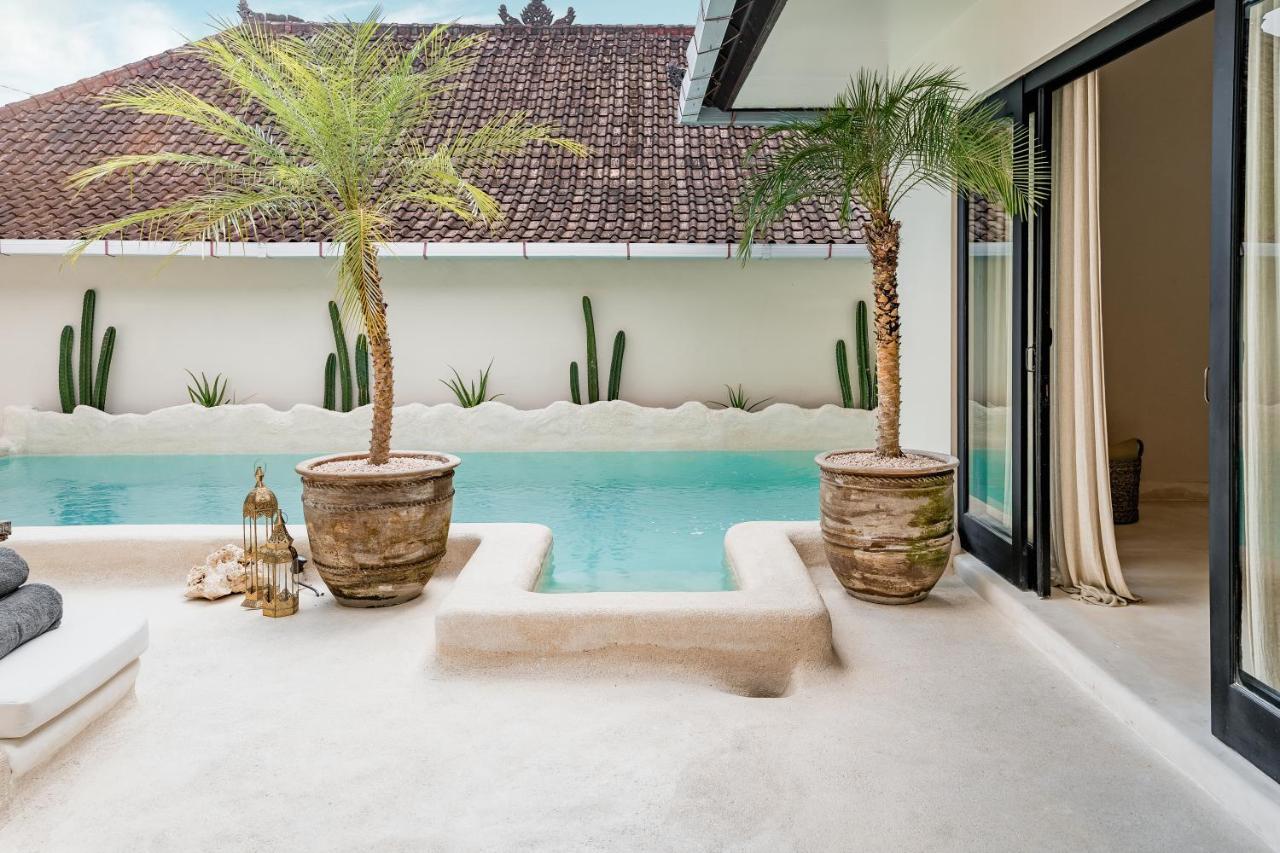 Casa Diola Villa Canggu Buitenkant foto